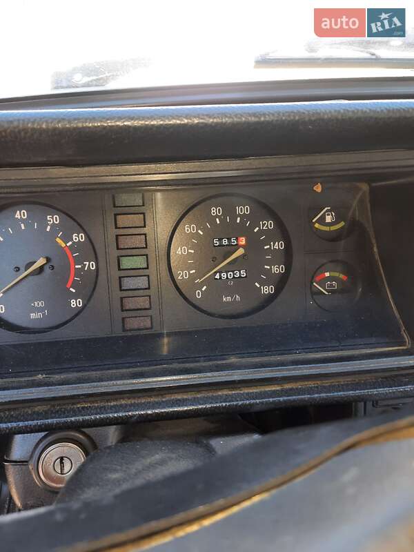 Седан ВАЗ / Lada 2107 1992 в Киеве фото 2 Седан ВАЗ / Lada 2107 1992 в Киеве