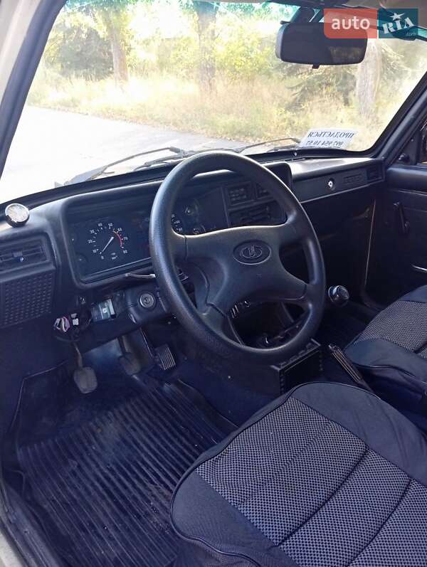 Седан ВАЗ / Lada 2107 1989 в Кривом Роге