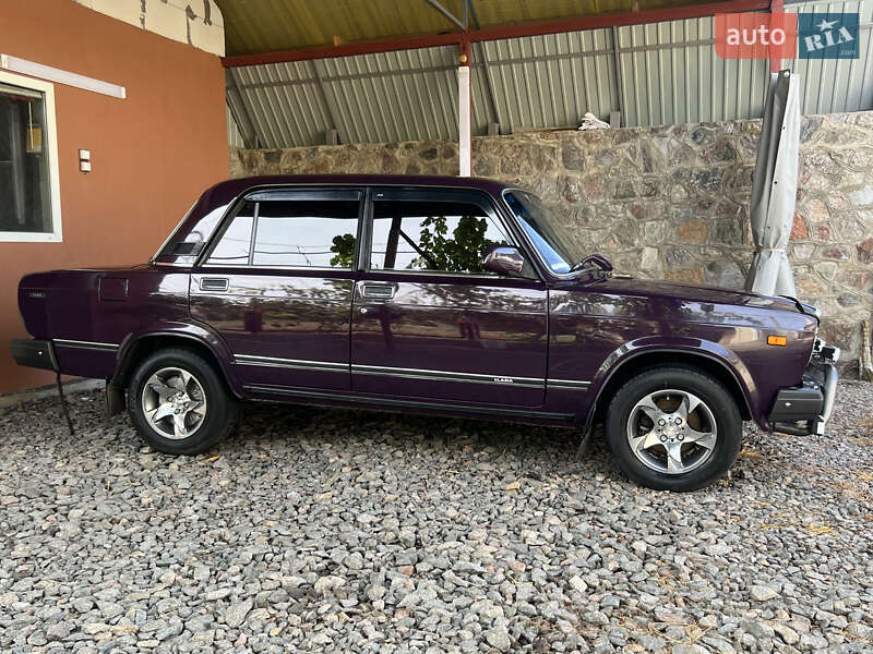 ВАЗ / Lada 2107 2004