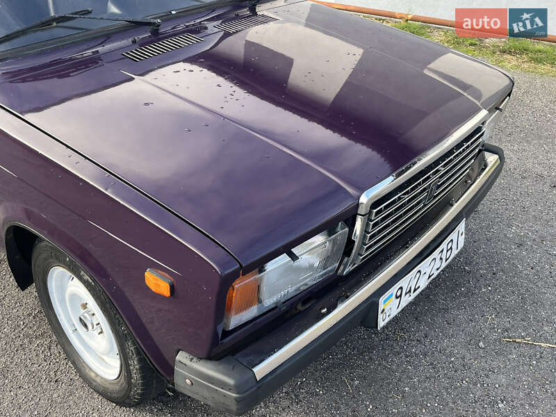 Седан ВАЗ / Lada 2107 2002 в Виннице