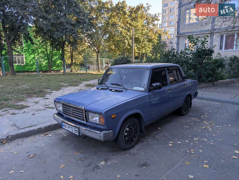 Седан ВАЗ / Lada 2107 2006 в Киеве фото 7 Седан ВАЗ / Lada 2107 2006 в Киеве