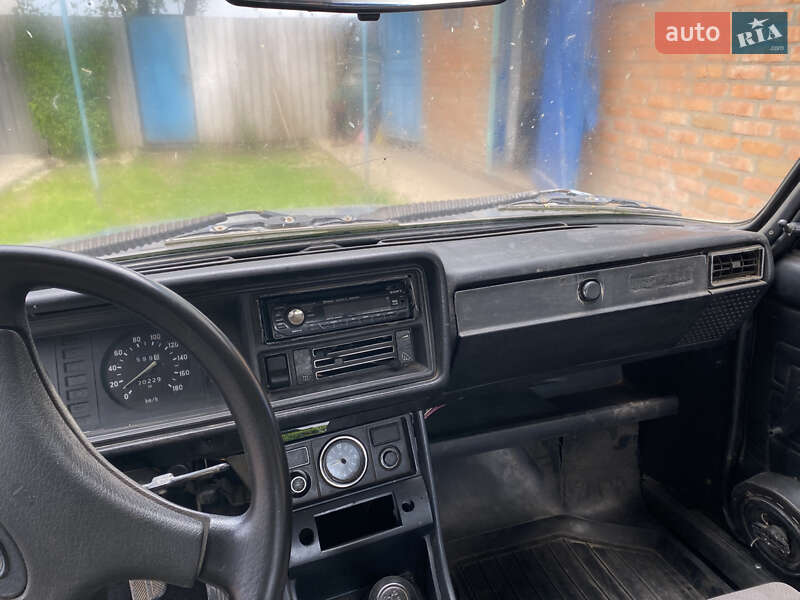 Седан ВАЗ / Lada 2107 2003 в Ромнах