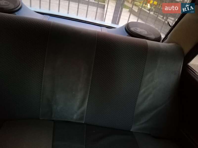 Седан ВАЗ / Lada 2107 1992 в Киеве фото 2 Седан ВАЗ / Lada 2107 1992 в Киеве