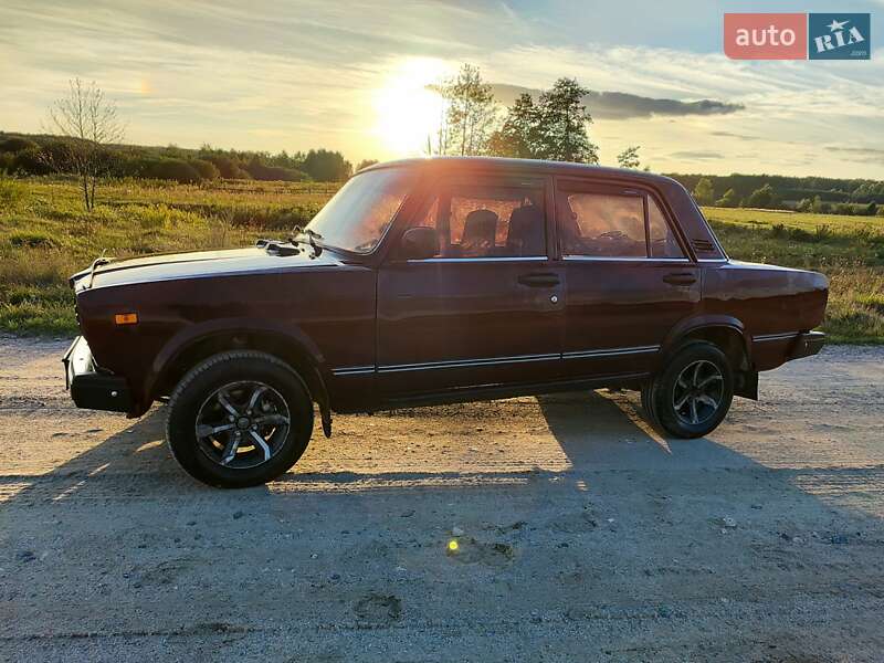 Седан ВАЗ / Lada 2107 2008 в Остроге фото 5 Седан ВАЗ / Lada 2107 2008 в Остроге