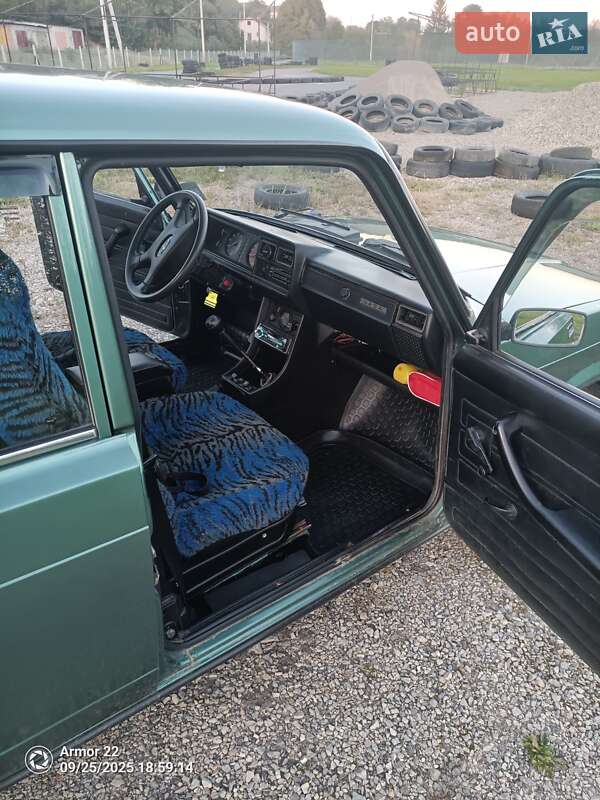 Седан ВАЗ / Lada 2107 2006 в Гусятине