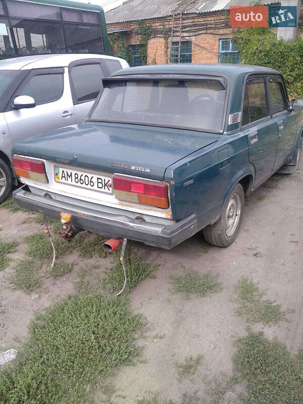 Седан ВАЗ / Lada 2107 2003 в Житомирі