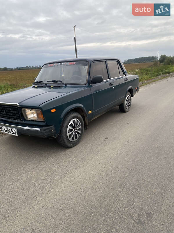 Седан ВАЗ / Lada 2107 2008 в Самборе