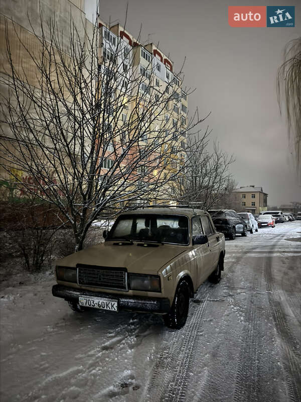 Седан ВАЗ / Lada 2107 1984 в Борисполі фото 8 Седан ВАЗ / Lada 2107 1984 в Борисполі