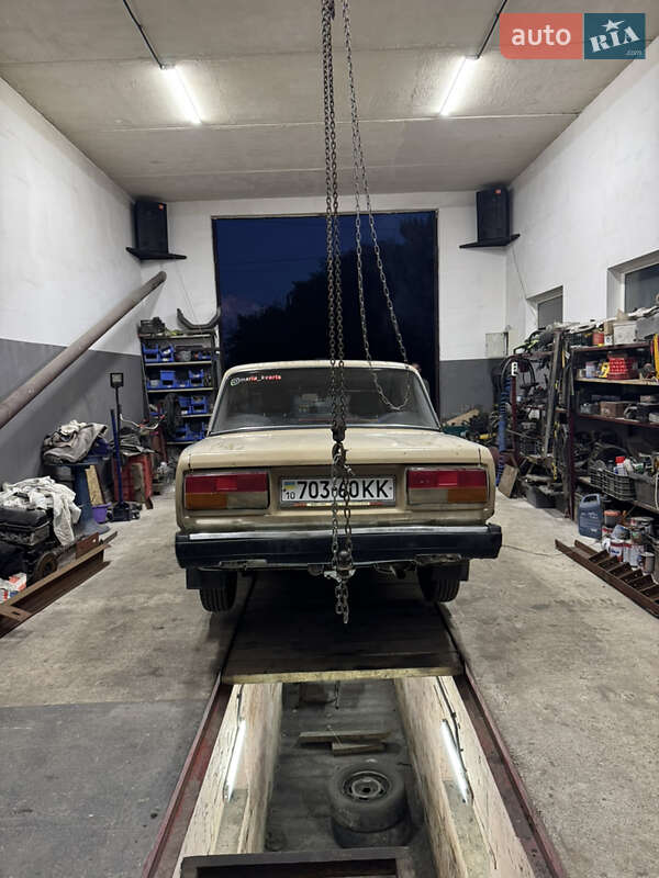 Седан ВАЗ / Lada 2107 1984 в Борисполі фото 26 Седан ВАЗ / Lada 2107 1984 в Борисполі