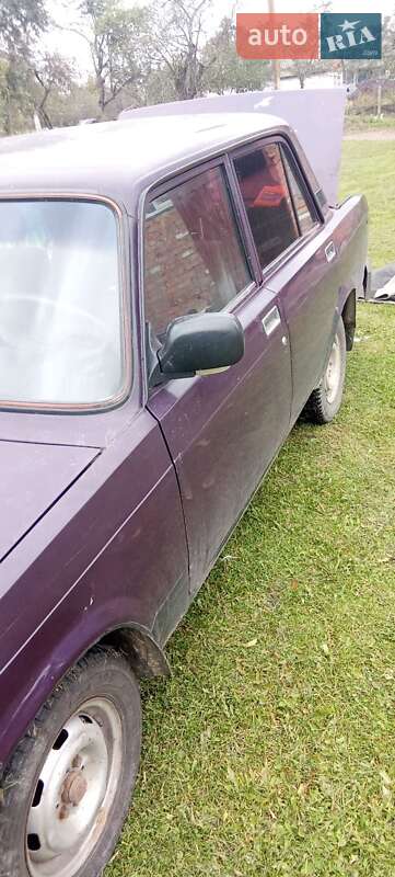 Седан ВАЗ / Lada 2107 2004 в Житомире