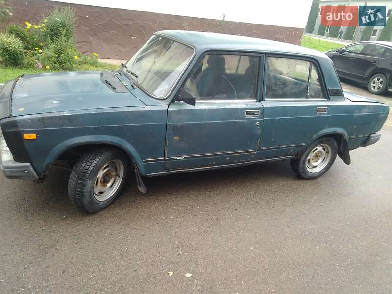 Седан ВАЗ / Lada 2107 2001 в Тернополі фото 2 Седан ВАЗ / Lada 2107 2001 в Тернополі