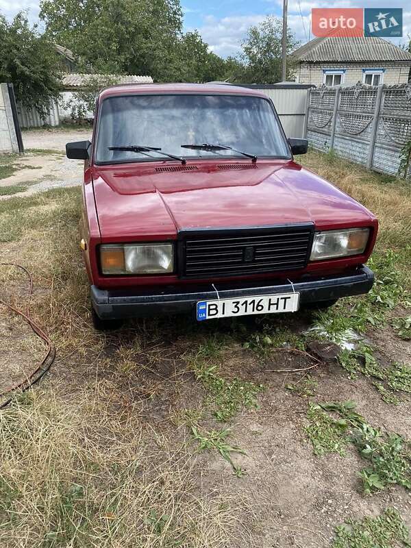 Седан ВАЗ / Lada 2107 1996 в Александрие