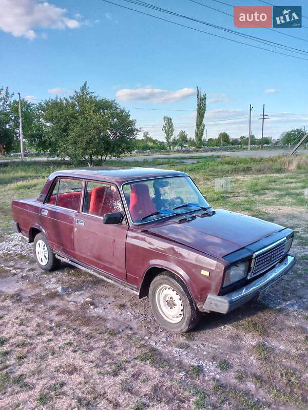 Седан ВАЗ / Lada 2107 2006 в Новом Буге
