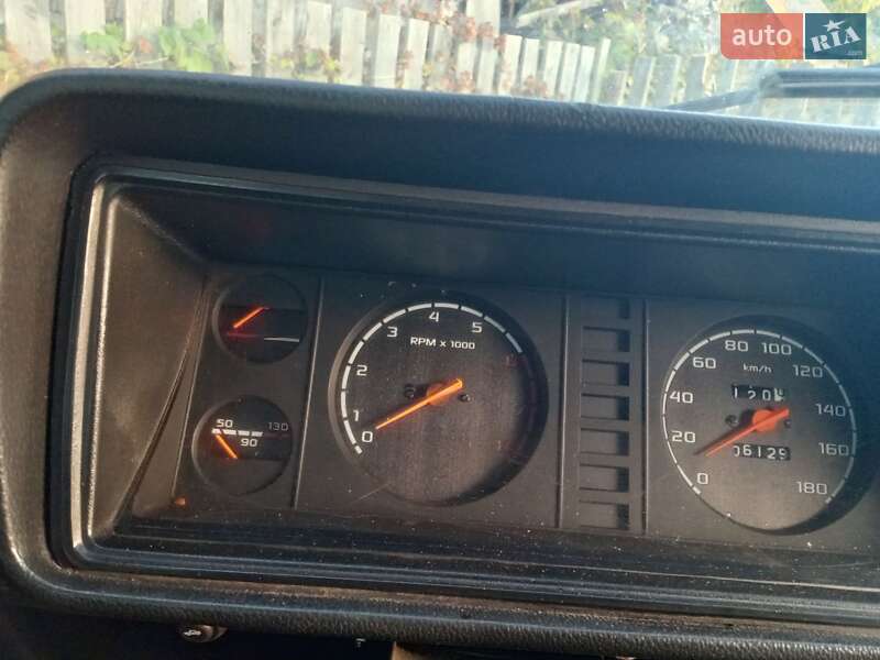 Седан ВАЗ / Lada 2107 2005 в Олевську