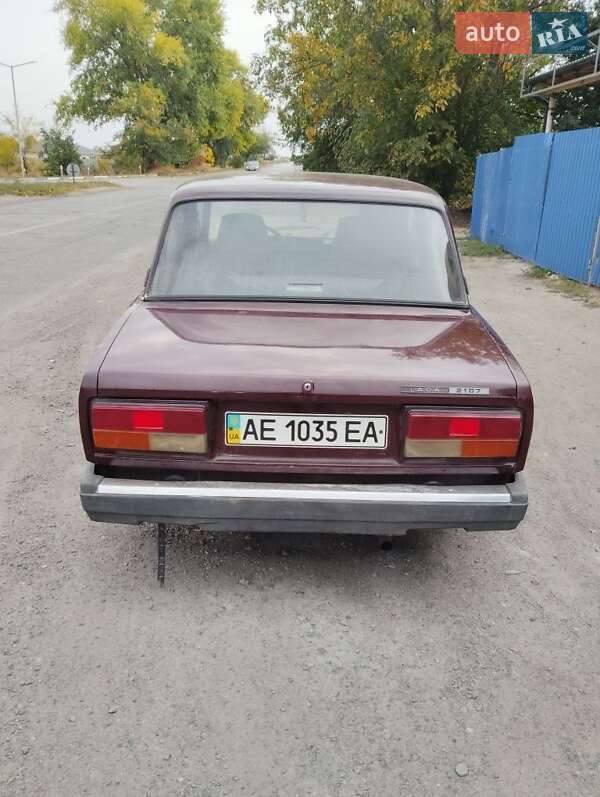 Седан ВАЗ / Lada 2107 2006 в Днепре