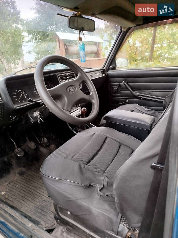 Седан ВАЗ / Lada 2107 2004 в Синельниковому