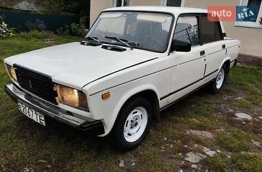 Седан ВАЗ 2107 1989 в 