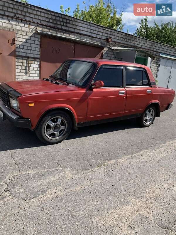 Седан ВАЗ / Lada 2107 1990 в Кременчуге фото Седан ВАЗ / Lada 2107 1990 в Кременчуге