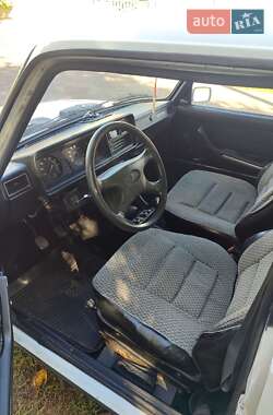 Седан ВАЗ 2107 1987 в  фото 4 Седан ВАЗ 2107 1987 в