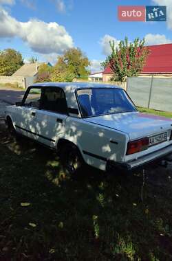 Седан ВАЗ 2107 1987 в  фото 6 Седан ВАЗ 2107 1987 в