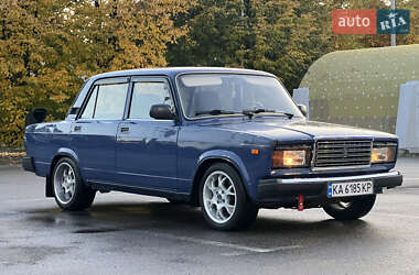 Седан ВАЗ / Lada 2107 2005 в Борисполе