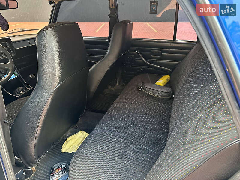 Седан ВАЗ / Lada 2107 2006 в Жашківу