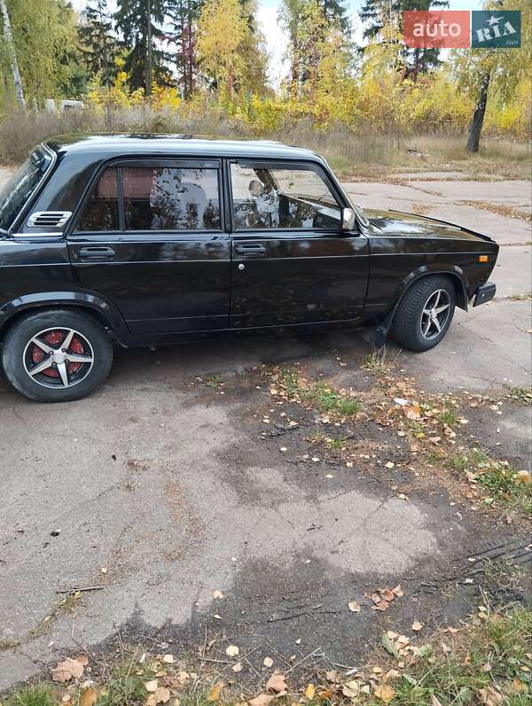 Седан ВАЗ / Lada 2107 2006 в Лебедине фото 15 Седан ВАЗ / Lada 2107 2006 в Лебедине