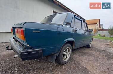 Седан ВАЗ 2107 1998 в  фото 18 Седан ВАЗ 2107 1998 в
