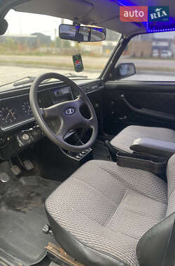 Седан ВАЗ 2107 2006 в  фото 13 Седан ВАЗ 2107 2006 в