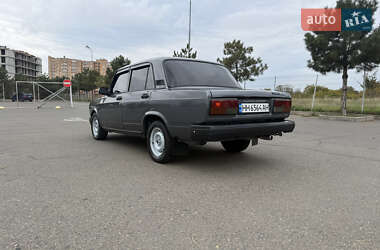 Седан ВАЗ 2107 2007 в  фото 7 Седан ВАЗ 2107 2007 в