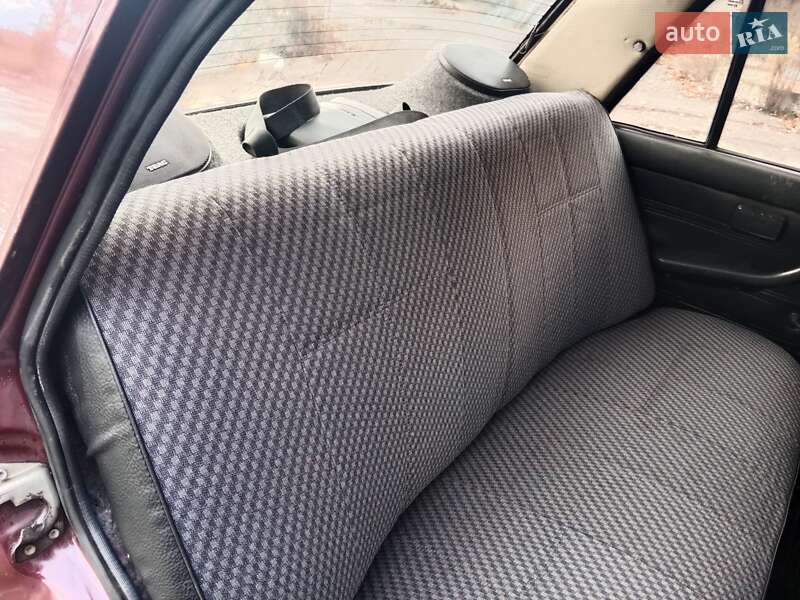 Седан ВАЗ / Lada 2107 2008 в Ромнах фото 10 Седан ВАЗ / Lada 2107 2008 в Ромнах