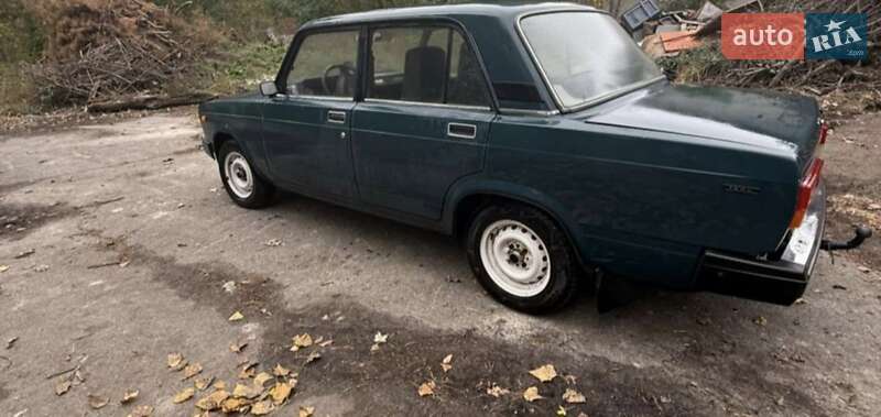 Седан ВАЗ / Lada 2107 2004 в Києві фото 2 Седан ВАЗ / Lada 2107 2004 в Києві