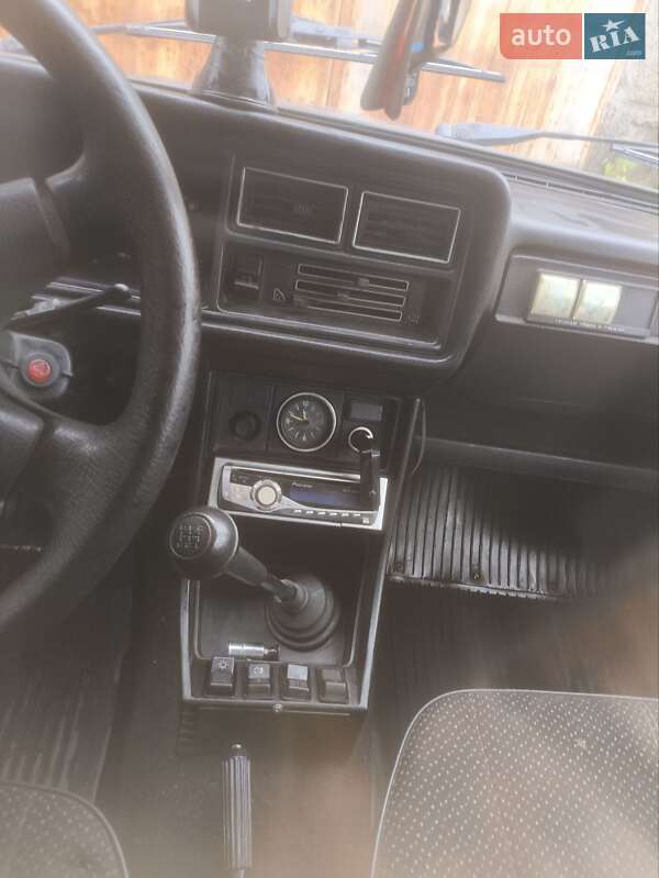 Седан ВАЗ / Lada 2107 2004 в Києві фото 9 Седан ВАЗ / Lada 2107 2004 в Києві