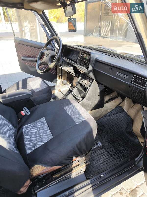 Седан ВАЗ / Lada 2107 1984 в Дніпрі
