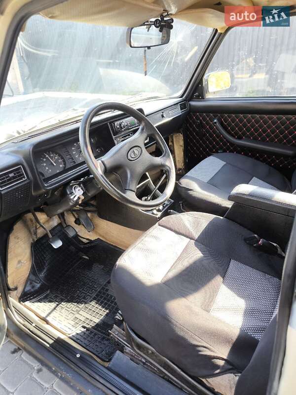 Седан ВАЗ / Lada 2107 1984 в Дніпрі