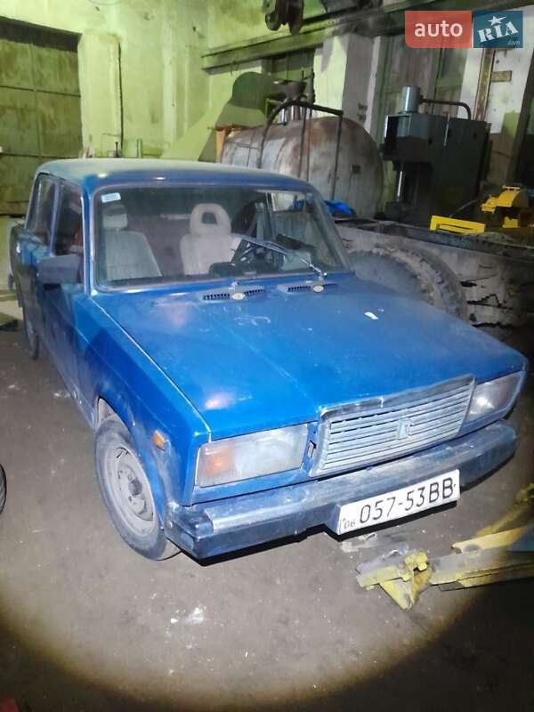 Седан ВАЗ / Lada 2107 1999 в Луцке фото 4 Седан ВАЗ / Lada 2107 1999 в Луцке