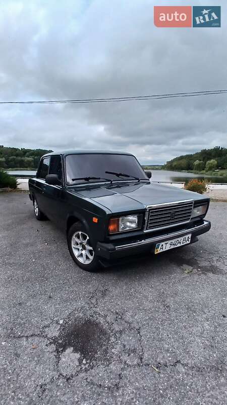 Седан ВАЗ / Lada 2107 2010 в Тлумачі