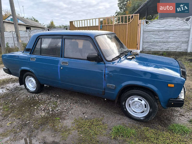 Седан ВАЗ / Lada 2107 2008 в Ставище фото 6 Седан ВАЗ / Lada 2107 2008 в Ставище