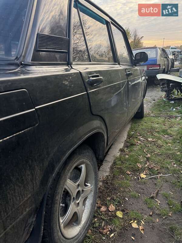 Седан ВАЗ / Lada 2107 1998 в Лубнах фото 2 Седан ВАЗ / Lada 2107 1998 в Лубнах