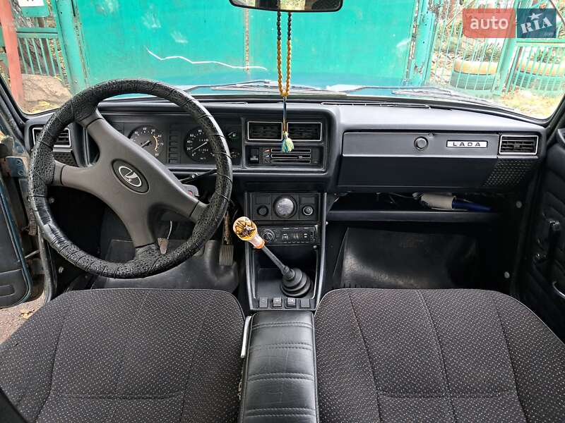 Седан ВАЗ / Lada 2107 2004 в Запорожье фото 4 Седан ВАЗ / Lada 2107 2004 в Запорожье