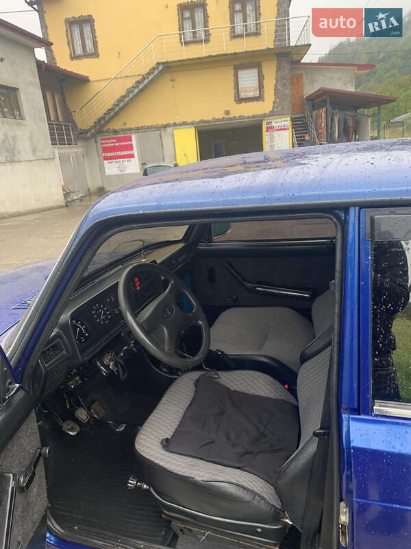 Седан ВАЗ / Lada 2107 2005 в Вижнице фото 5 Седан ВАЗ / Lada 2107 2005 в Вижнице