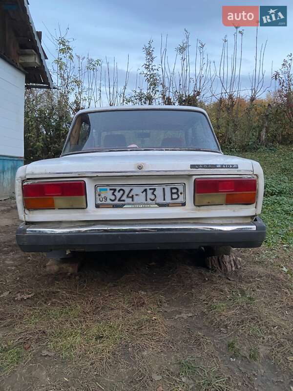 Седан ВАЗ / Lada 2107 1989 в Черновцах фото Седан ВАЗ / Lada 2107 1989 в Черновцах