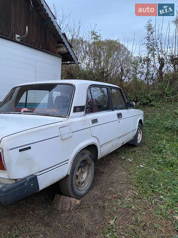 Седан ВАЗ / Lada 2107 1989 в Черновцах фото 2 Седан ВАЗ / Lada 2107 1989 в Черновцах