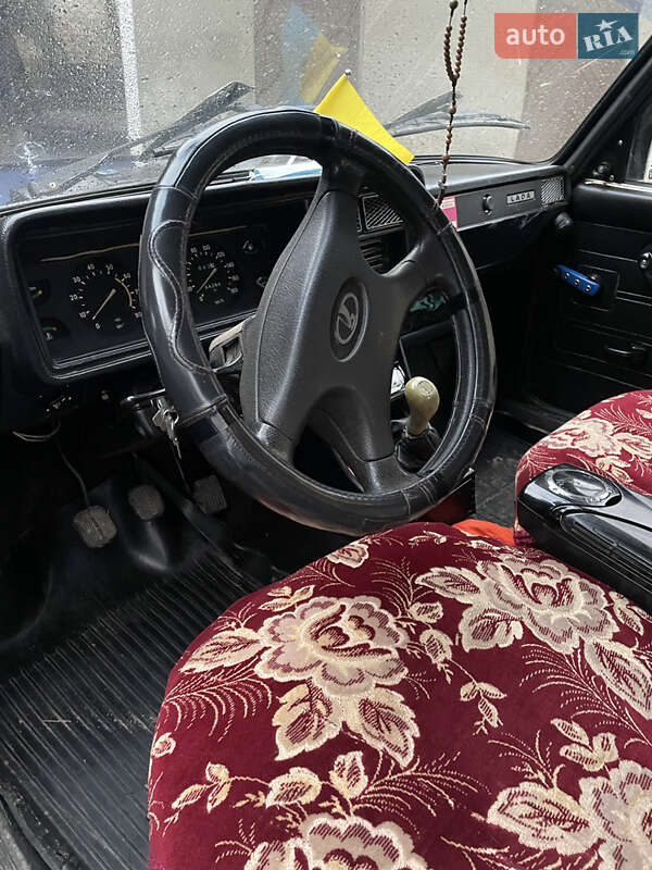 Седан ВАЗ / Lada 2107 2005 в Золочеве фото 6 Седан ВАЗ / Lada 2107 2005 в Золочеве