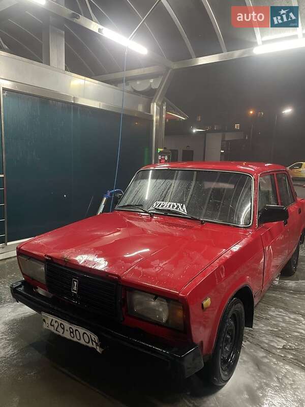 Седан ВАЗ / Lada 2107 1983 в Черкасах фото Седан ВАЗ / Lada 2107 1983 в Черкасах