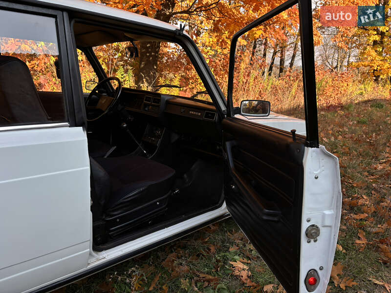 Седан ВАЗ / Lada 2107 2000 в Чернігові