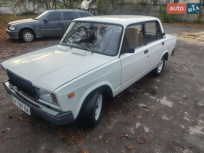 Седан ВАЗ / Lada 2107 2007 в Радомишлі фото 5 Седан ВАЗ / Lada 2107 2007 в Радомишлі