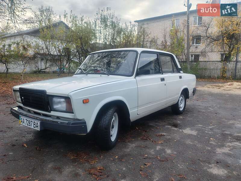 Седан ВАЗ / Lada 2107 2007 в Радомишлі фото Седан ВАЗ / Lada 2107 2007 в Радомишлі