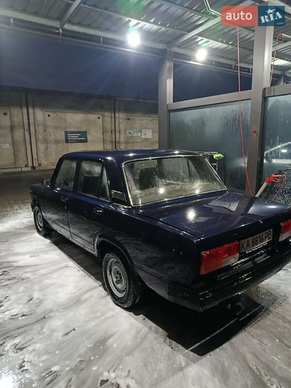 Седан ВАЗ / Lada 2107 2004 в Киеве фото 5 Седан ВАЗ / Lada 2107 2004 в Киеве