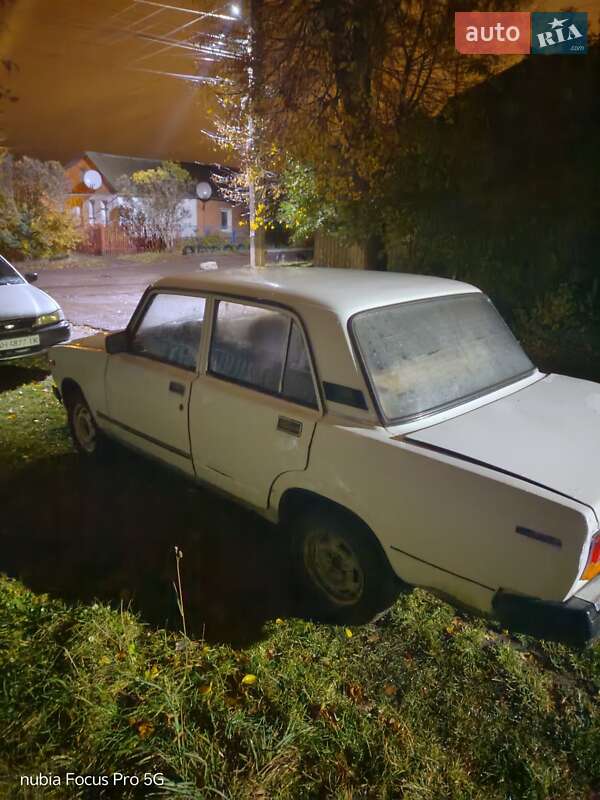 Седан ВАЗ / Lada 2107 1987 в Сумах фото 6 Седан ВАЗ / Lada 2107 1987 в Сумах